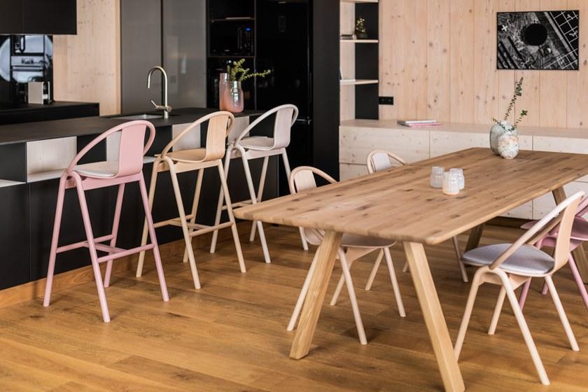 TON Высокий деревянный табурет со спинкой Again 311 006 - Вид №5