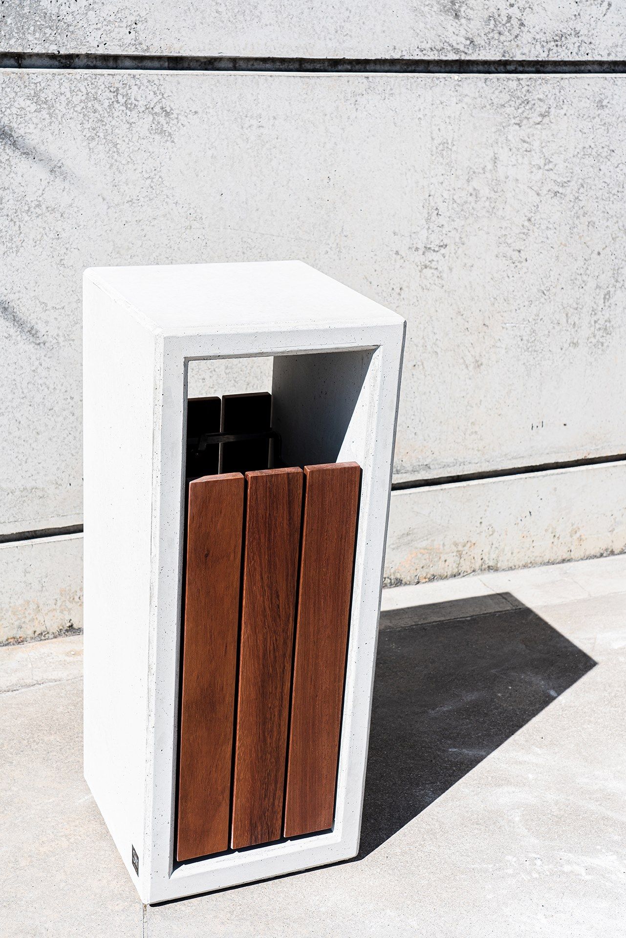 Деревянные и бетонные стойки для мусора SIT Outline ARCH-00083718 - Вид №2