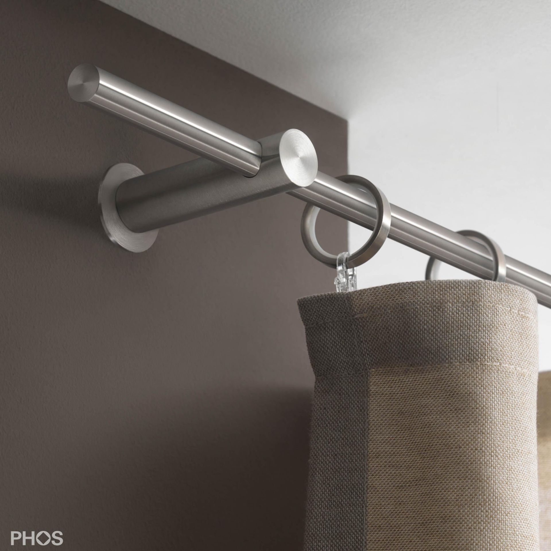 VS20-80-3800 Комплект карнизов: 380 см с 2 кронштейнами и 1 кронштейном в качестве центральной опоры (небольшое расстояние от стены) PHOS 