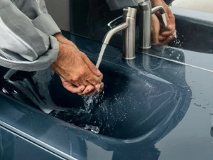 Накладная раковина на столешницу  овальная Lago