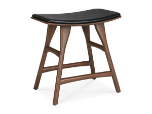 Низкий стул из тикового дерева с мягким сиденьем