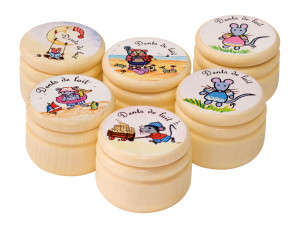 750044 Баночка для молочного зуба с изображением мира щеток