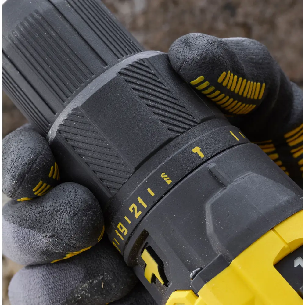 Дрель-шуруповерт аккумуляторная ударная Stanley Fatmax SCD711C2K, 18 В Li-ion 2x1.5 Ач STLM-2197938 - Вид №4