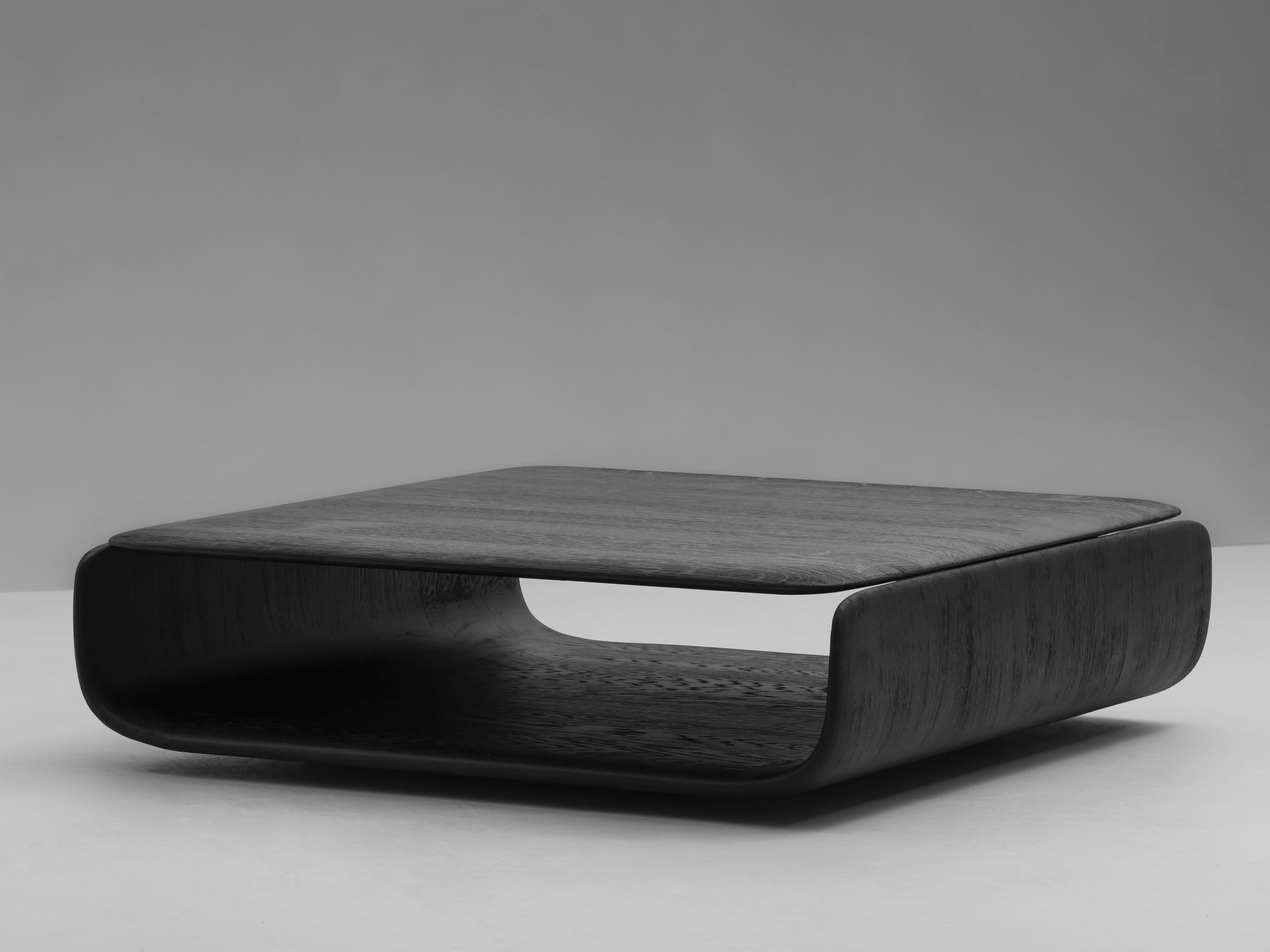 Низкий квадратный журнальный столик из массива дерева Van Rossum Tenere ARCH-00110177