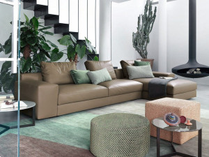 Кожаный диван с полуостровом