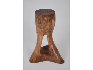 Журнальный столик из грецкого ореха