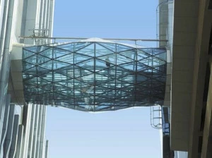 PILKINGTON ITALIA Голубое тонированное флоат-стекло