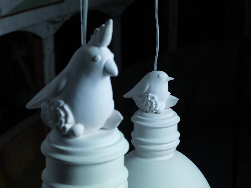 Karman Керамическое украшение для светильника в виде волнистого попугайчика Via rizzo 7 sun-id-1424785 - Вид №1