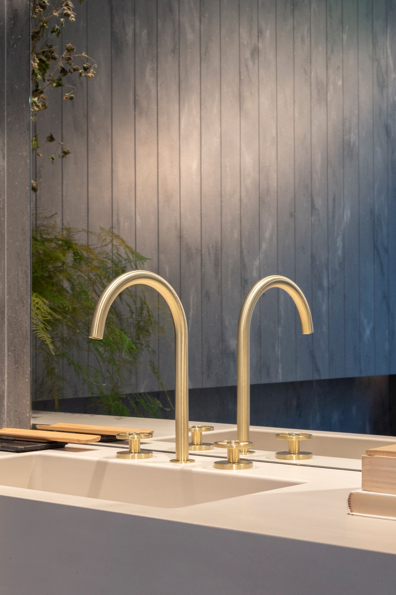 Valvola02. 20 32В. Смеситель с тремя отверстиями Quadrodesign 20 32V - Вид №1