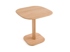 Квадратный дубовый стол