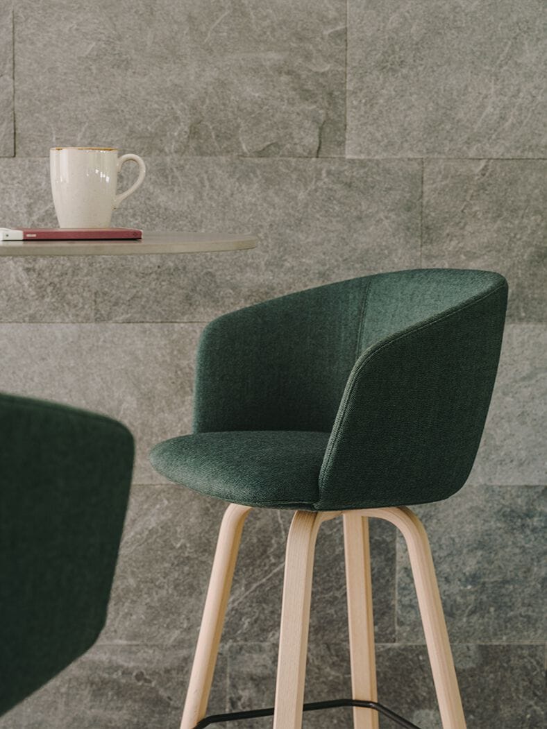 Высокий тканевый стул с подставкой для ног и деревянным основанием Lapalma перчатка ARCH-00038491 - Вид №3