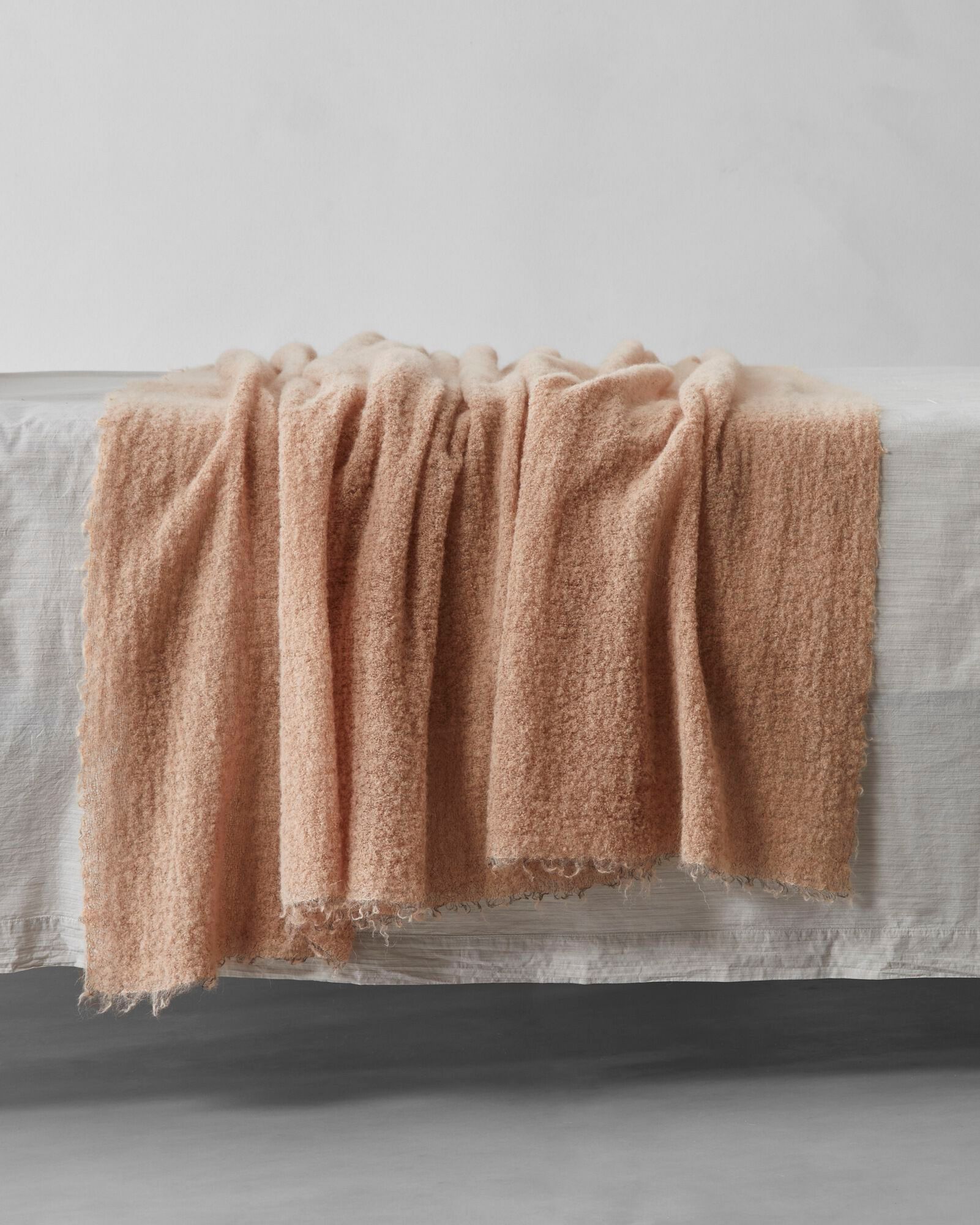 Однотонный плед из альпаки Society Limonta TED ARCH-00051990 - Вид №8