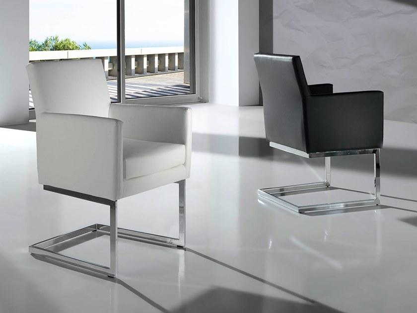 Angel Cerdá Кресло консольное из ткани с подлокотниками New chair 4047 bz090 Angel Cerda - Вид №1