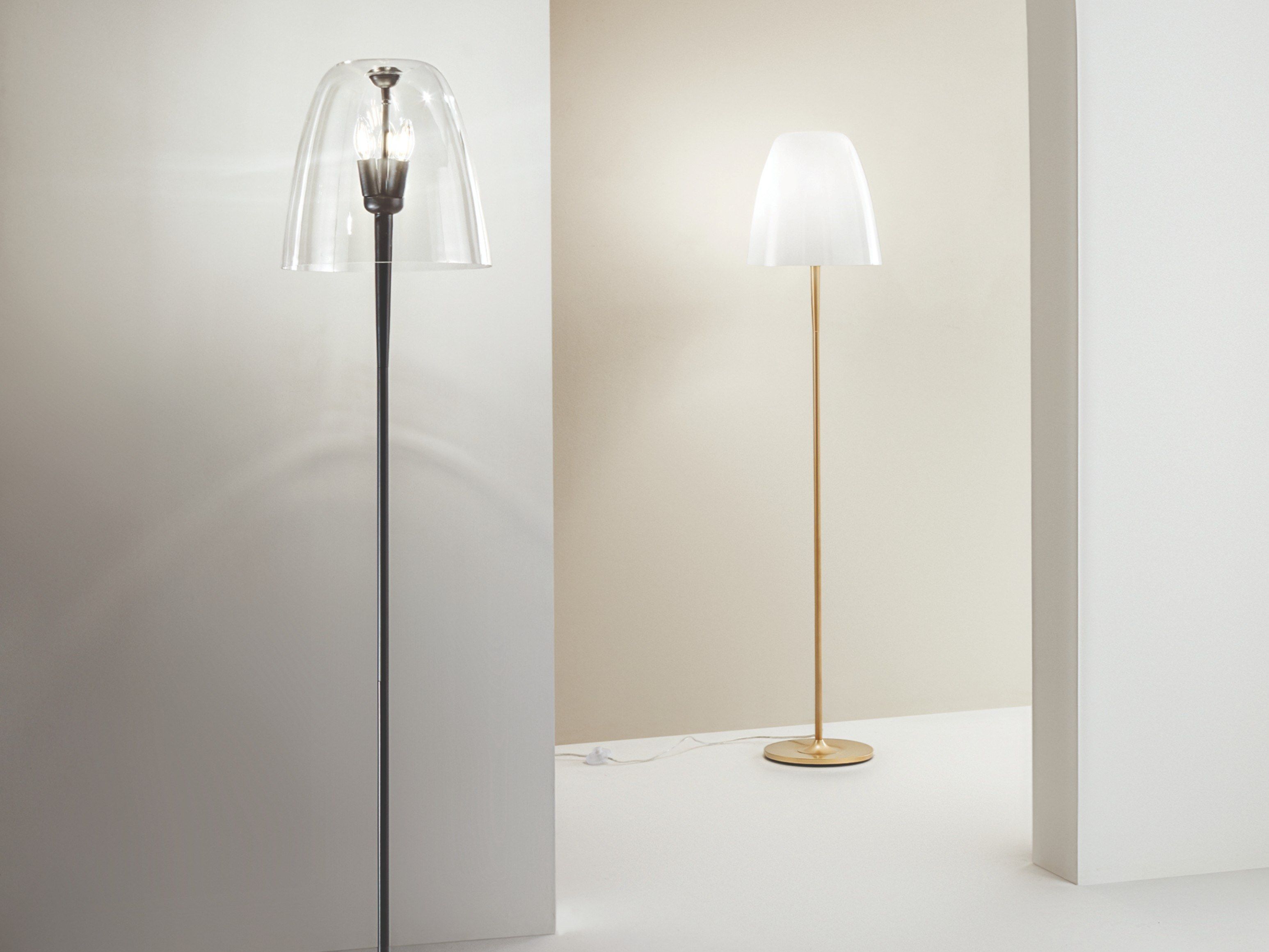 Напольная лампа из дутого стекла и металла Fan Europe Lighting окружающий свет дизайн ARCH-00045278
