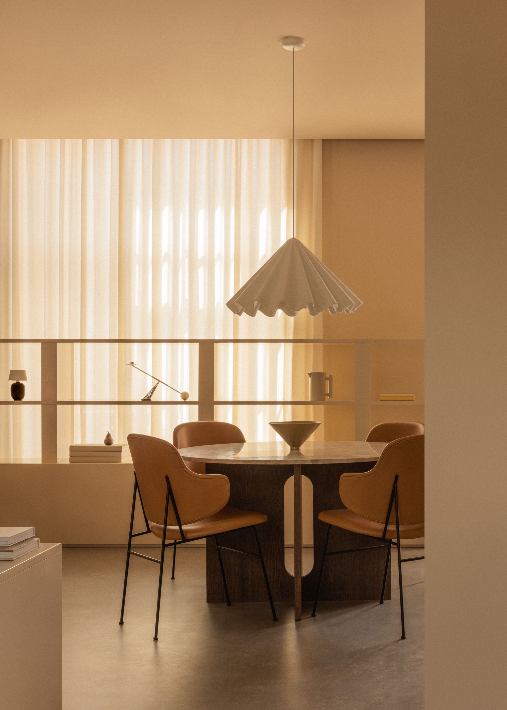 Круглый стол из дуба и брекчии Audo Copenhagen Androgyne ARCH-00065938 - Вид №2