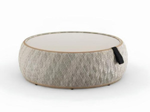 Круглый журнальный столик из синтетического волокна