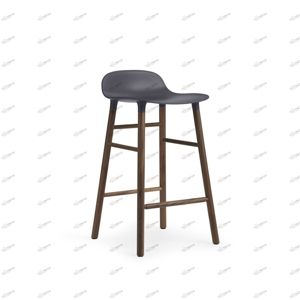 Барный стул Form с ножками из ореха 65 см, синий Normann Copenhagen 602789