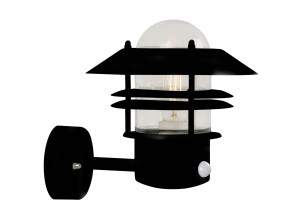 Металлический настенный светильник