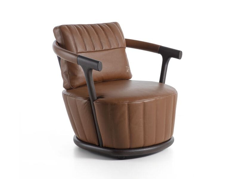 Кожаное кресло Vittoria Frigerio ежевика ARCH-00079284