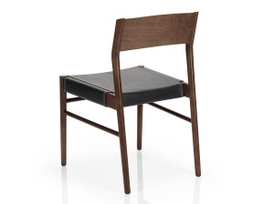 Стул из массива дерева