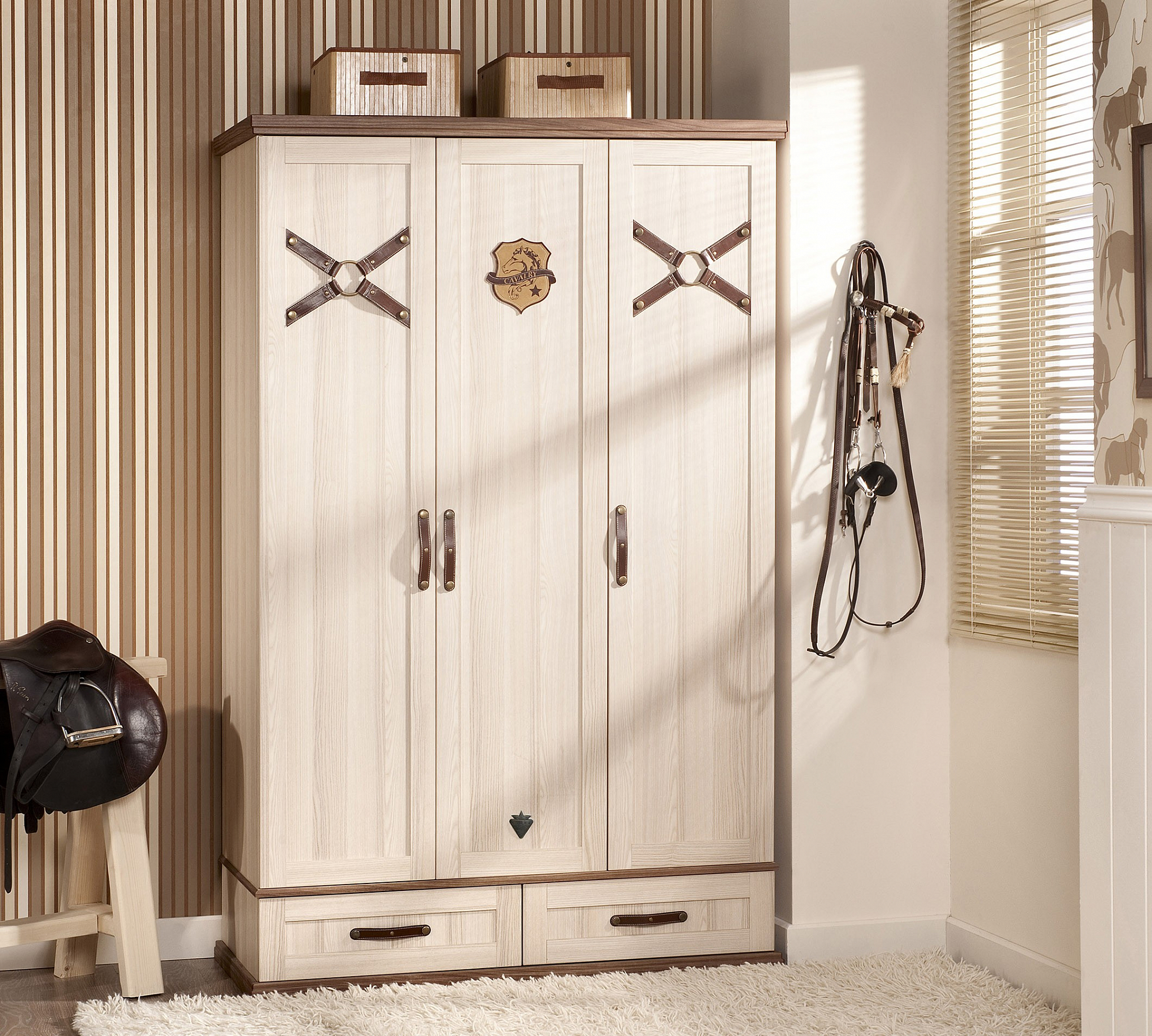 Шкаф трехстворчатый с ящиками светлый орех Royal CILEK ROYAL 00-3832574 Бежевый Santreyd - Вид №2