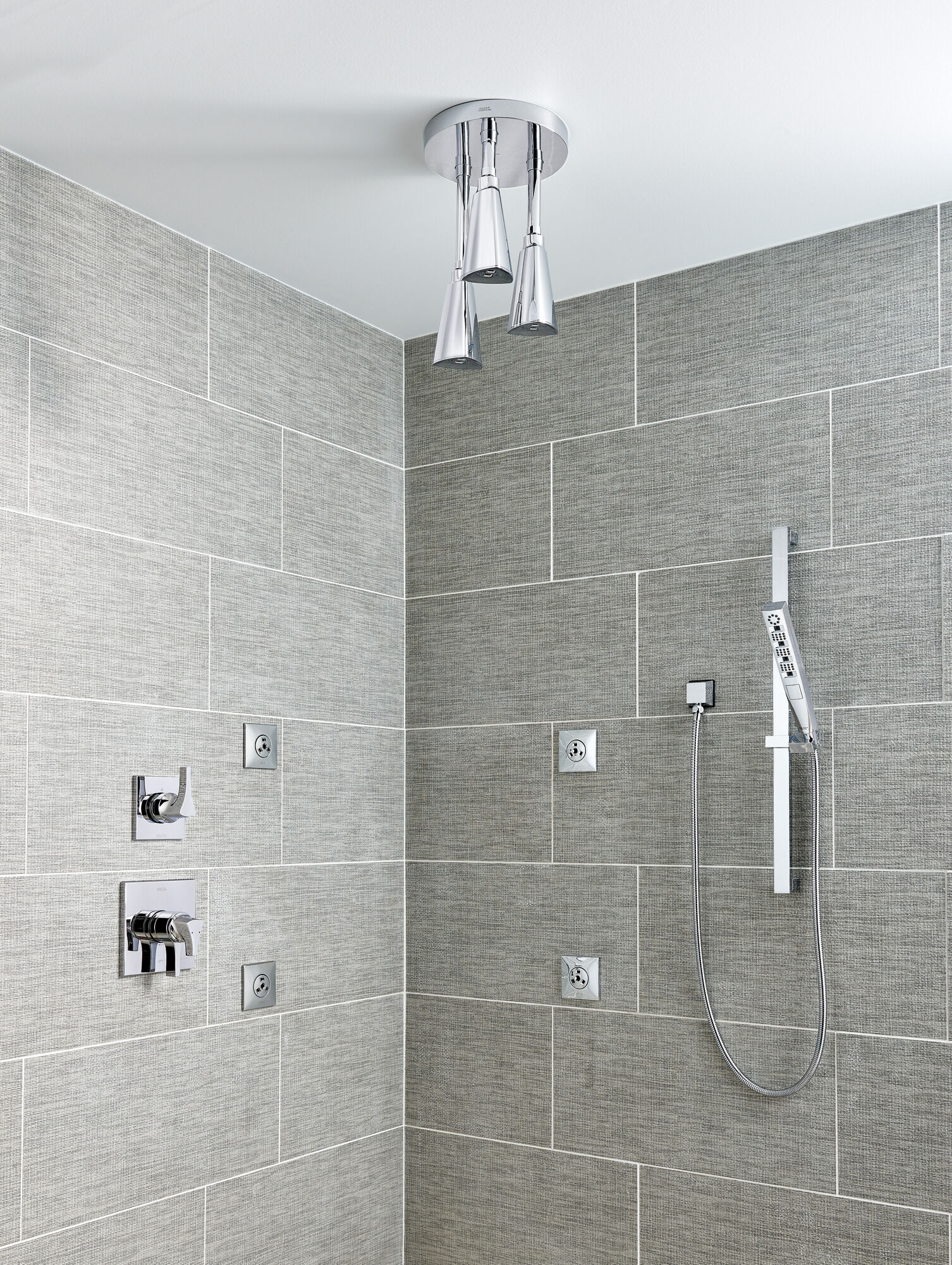 57140 H2Okinetic® Подвесная душевая лейка Raincan Delta Faucet Universal Showering Хром  - Вид №26