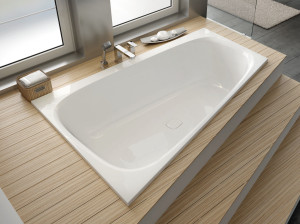 Встроенная акриловая асимметричная ванна
