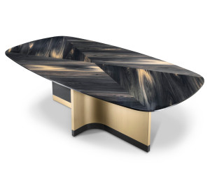 Обеденный стол