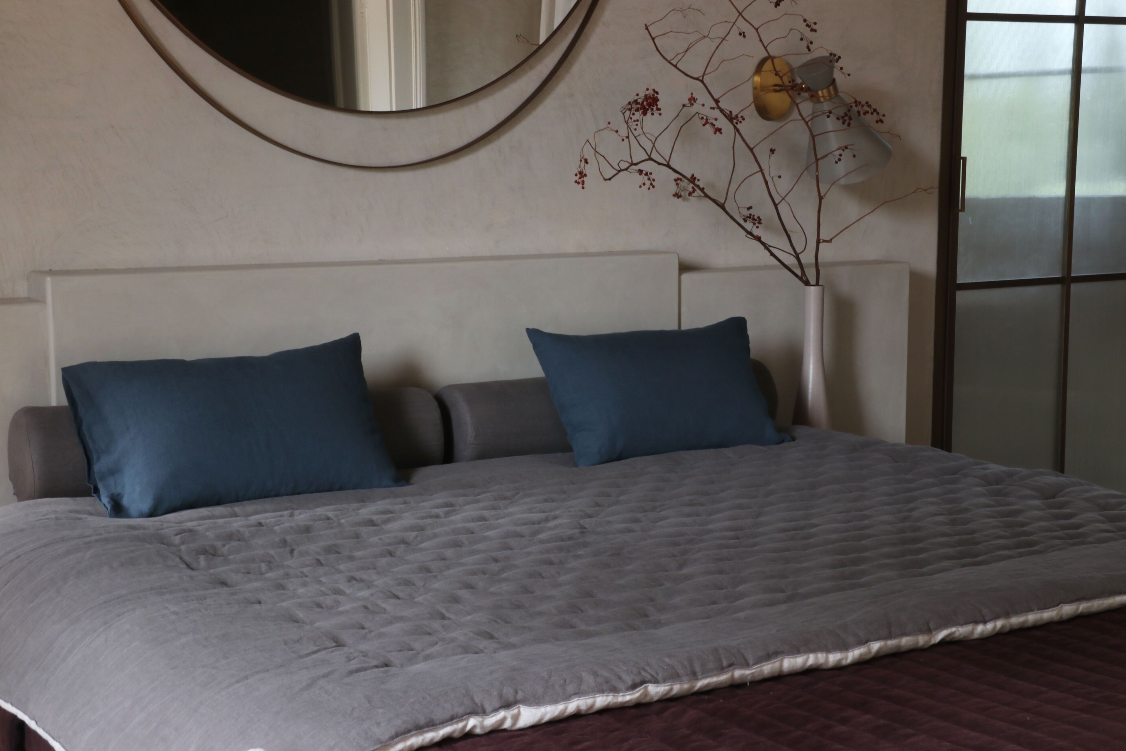 Льняная цилиндрическая подушка Once Milano Plain Linen ARCH-00008458 - Вид №1