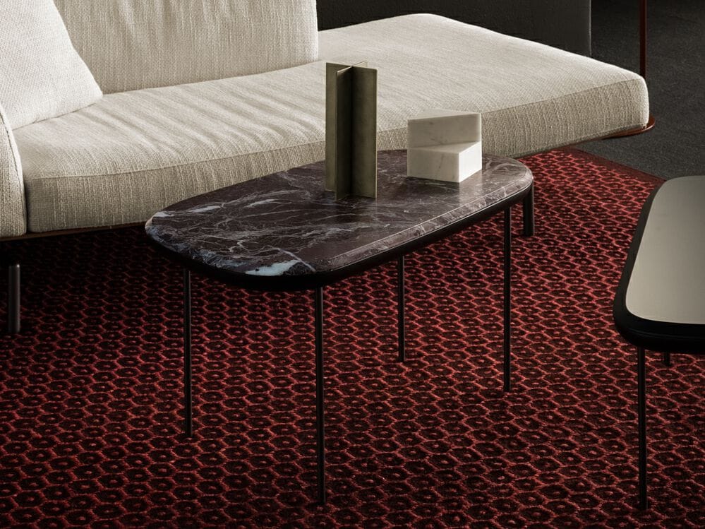 Мраморный низкий журнальный столик Living Divani Pebble ARCH-00016819