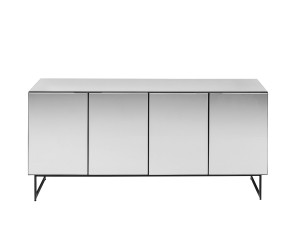 Шкаф с распашными дверями