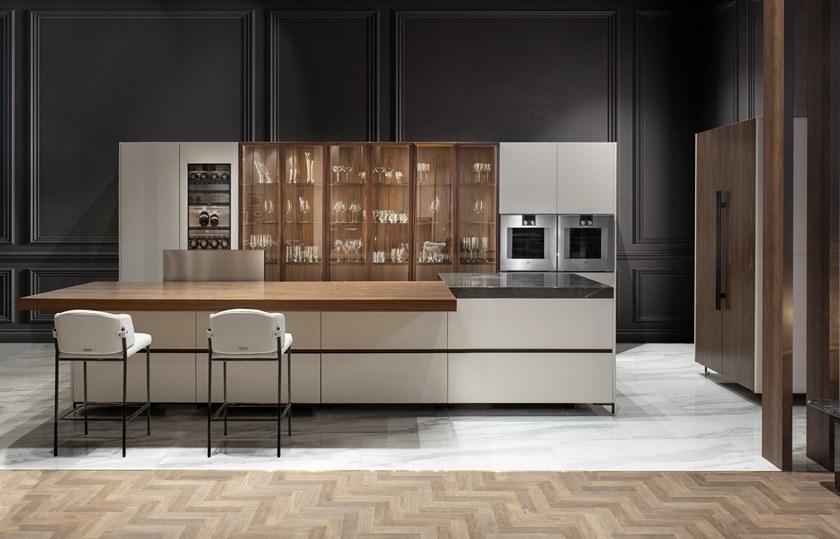 Aston Martin Кухня на заказ с островом sun-id-1364073 - Вид №1