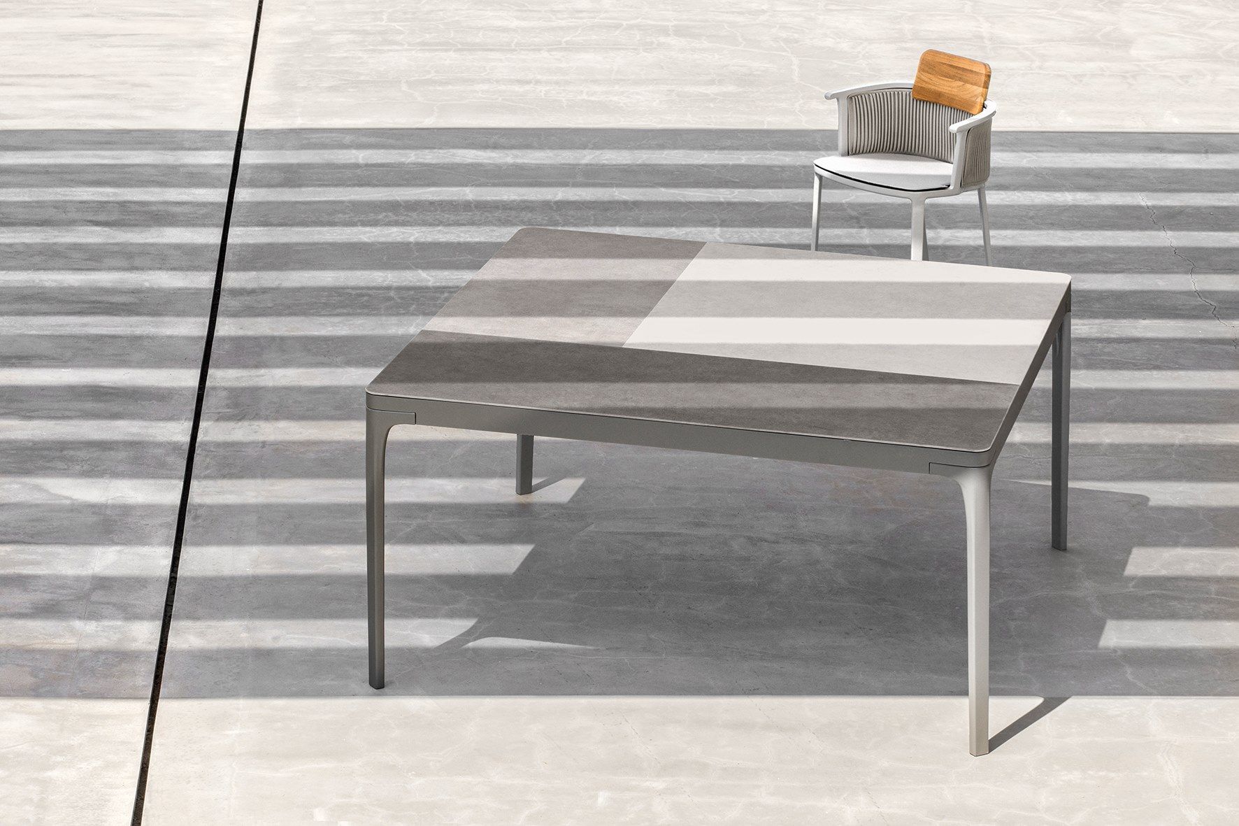 Квадратный садовый стол из керамогранита Ethimo ARCH-00084805 - Вид №12