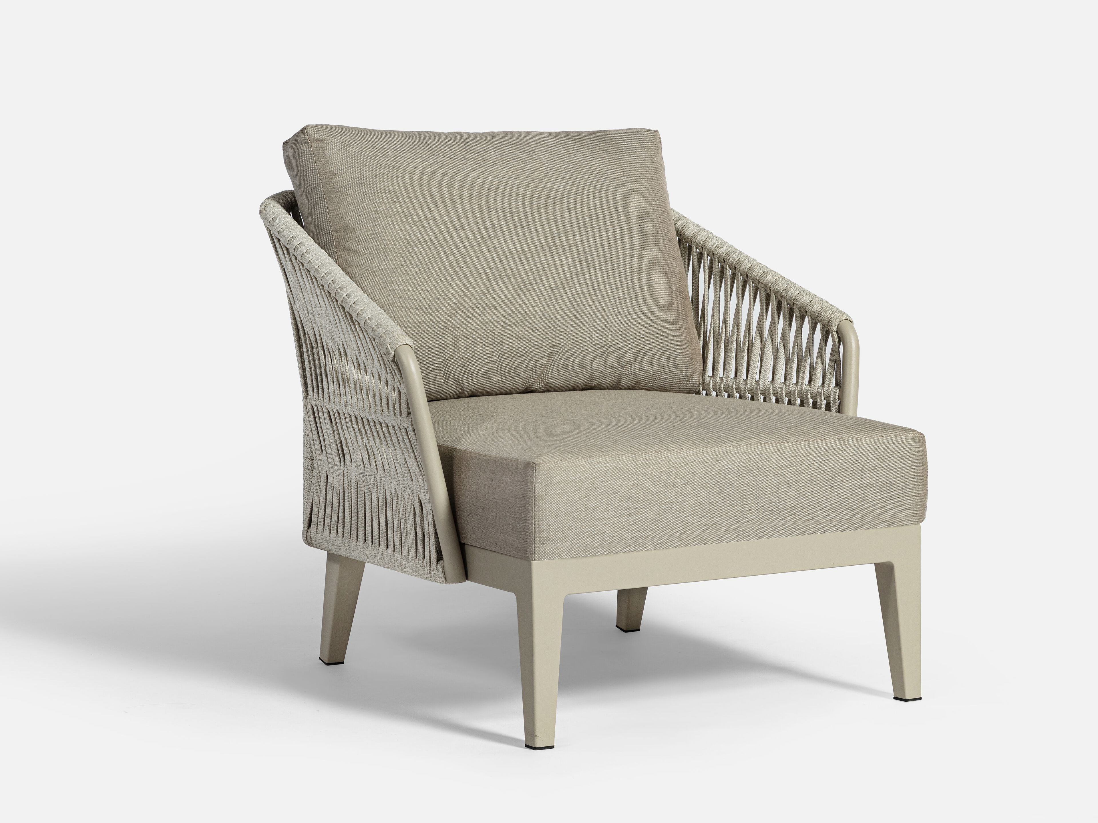 Тканевое садовое кресло с подлокотниками VINEKO Mia ARCH-00047860