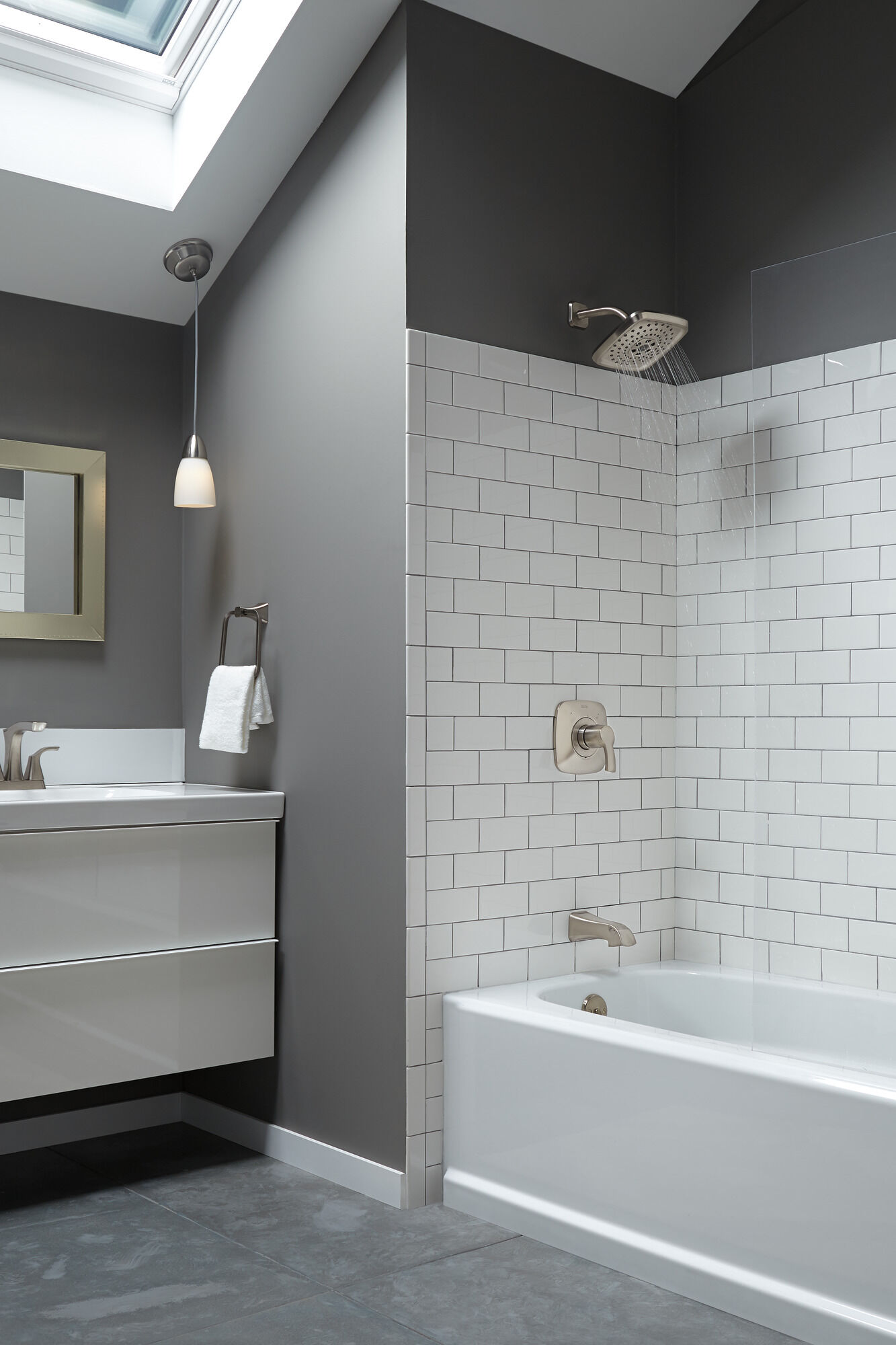 75246-SS Кольцо для полотенца Delta Faucet Tesla Нержавеющая сталь - Вид №5