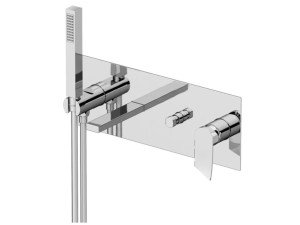Настенный смеситель для ванны с ручным душем