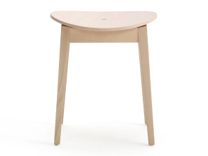 Низкий стул из бука