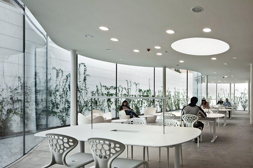 Штабелируемый стул из полипропилена Supernatural Santreyd sun-id-1426871 - Вид №4