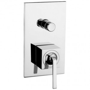 WO860101015 Смеситель для ванны с душем Webert Wolo