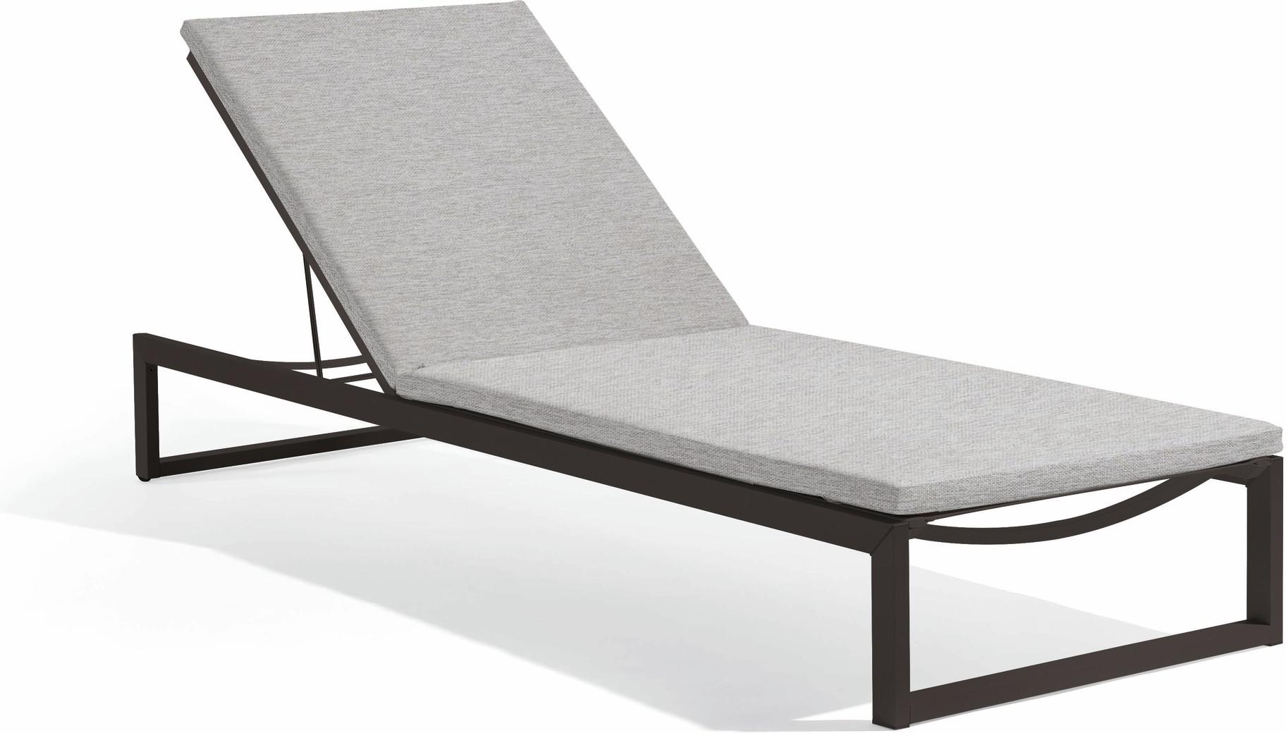 Шезлонг лава дымчатый лотос Manutti Liner MNST846