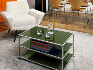 Стальной журнальный столик