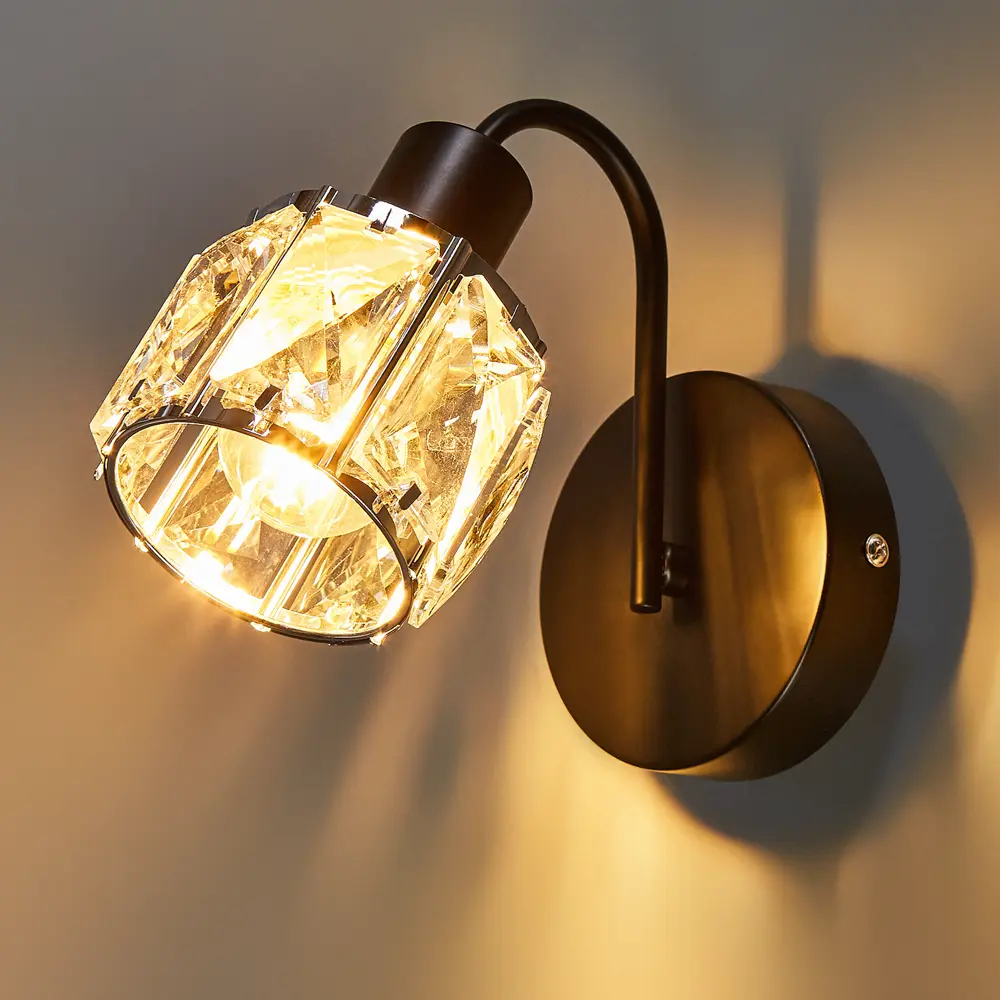 DE CITY Акцент 1 — настенный светильник в современном стиле 89379155 STLM-1392558