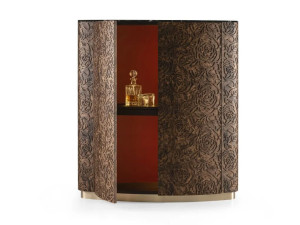 Шкаф из шиповника со встроенным освещением