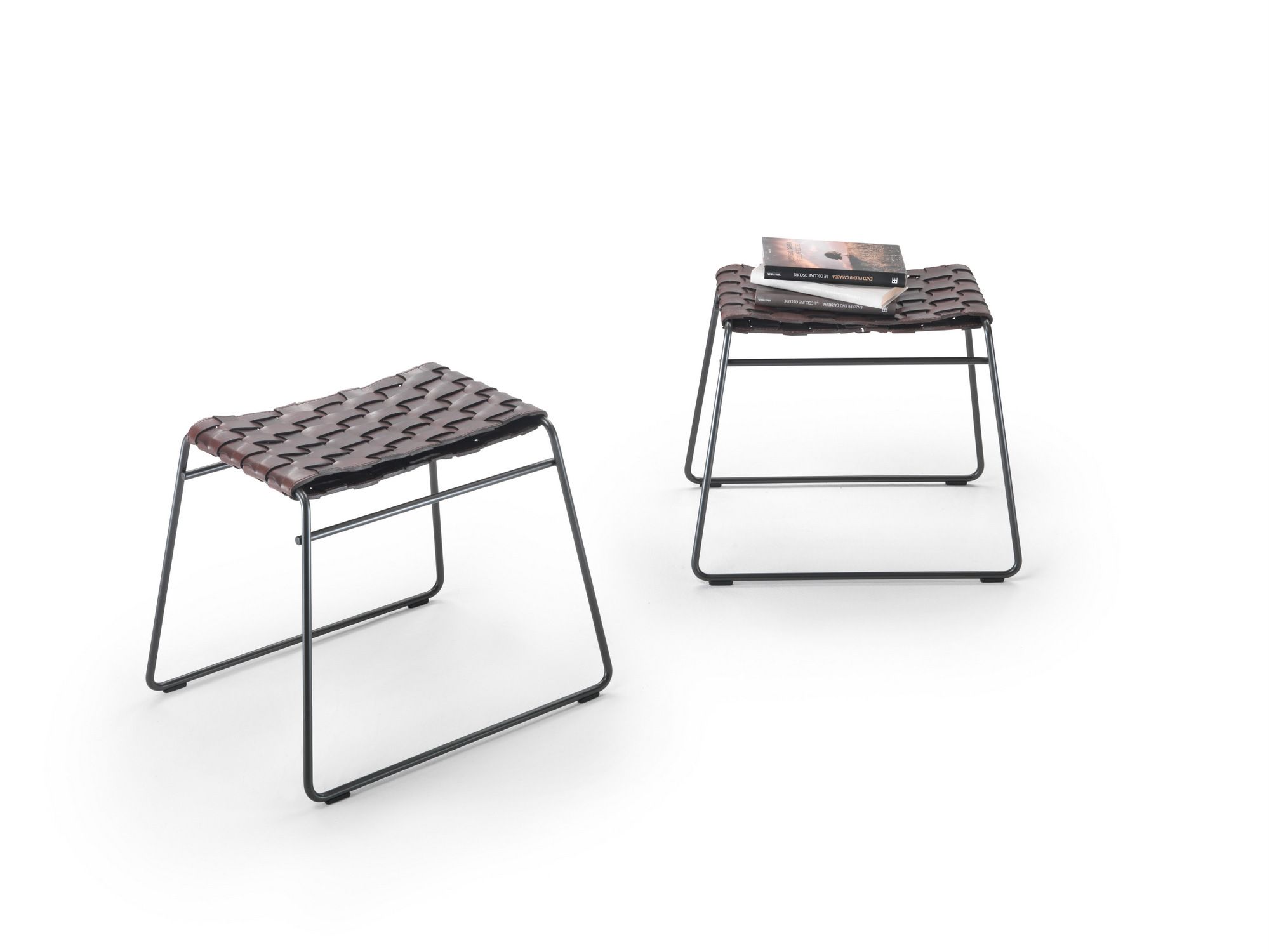 Табурет с металлическим каркасом и кожаным верхом Flexform Mate ARCH-00071180 - Вид №1