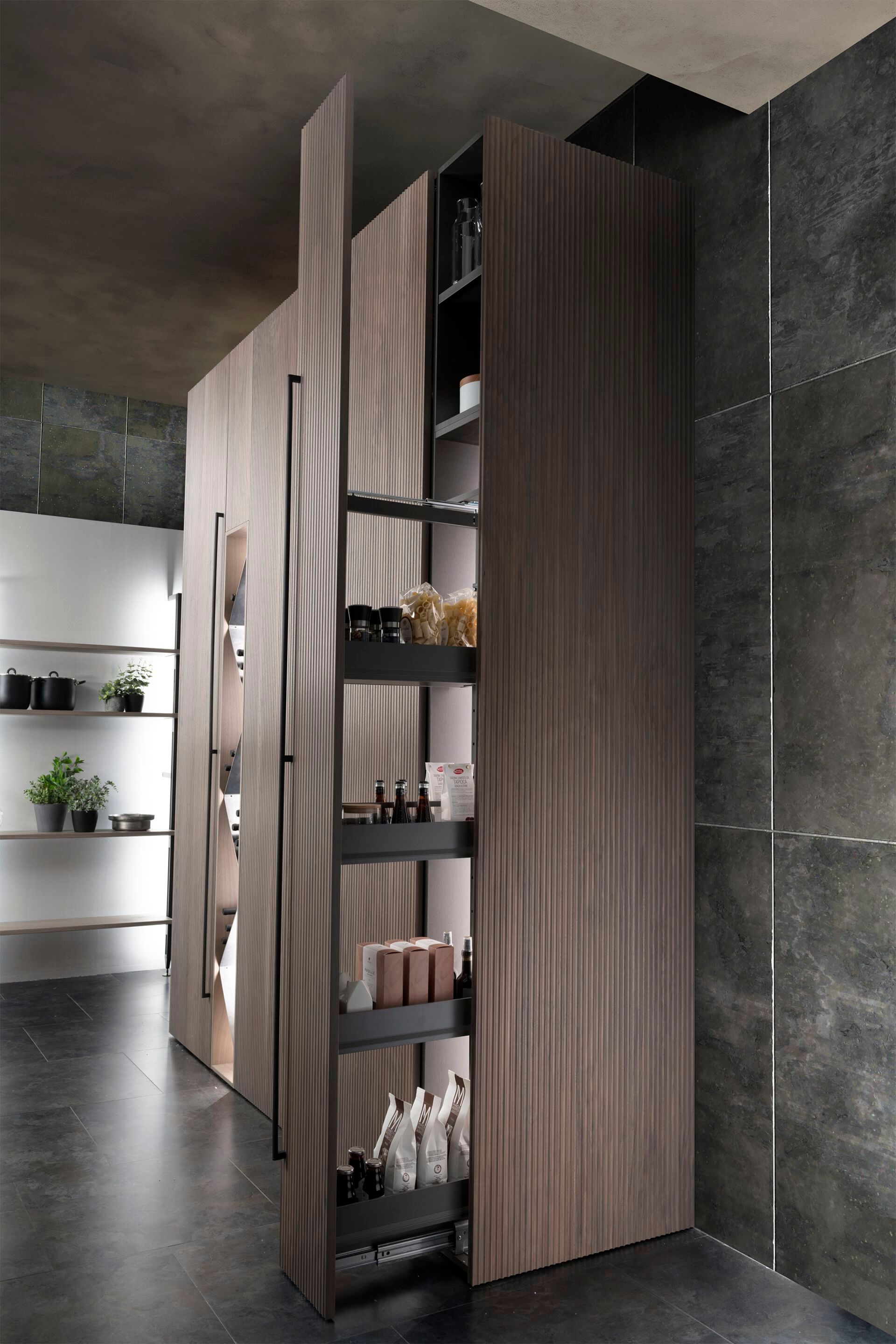 Кухня из грецкого ореха с островом Floritelli Cucine Milled ARCH-00023730 - Вид №8