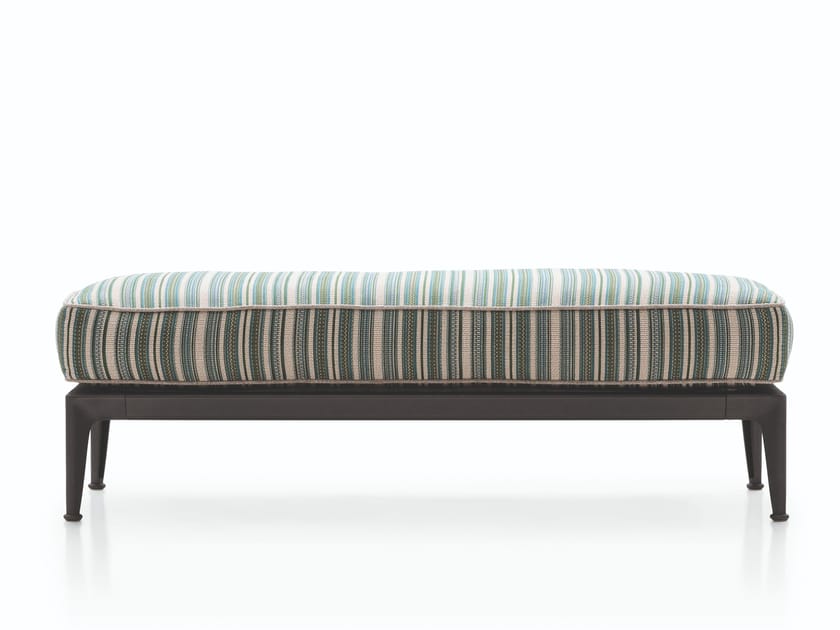 Ткань прямоугольный сад пуфик B&B Italia Outdoor смородина ARCH-00042282