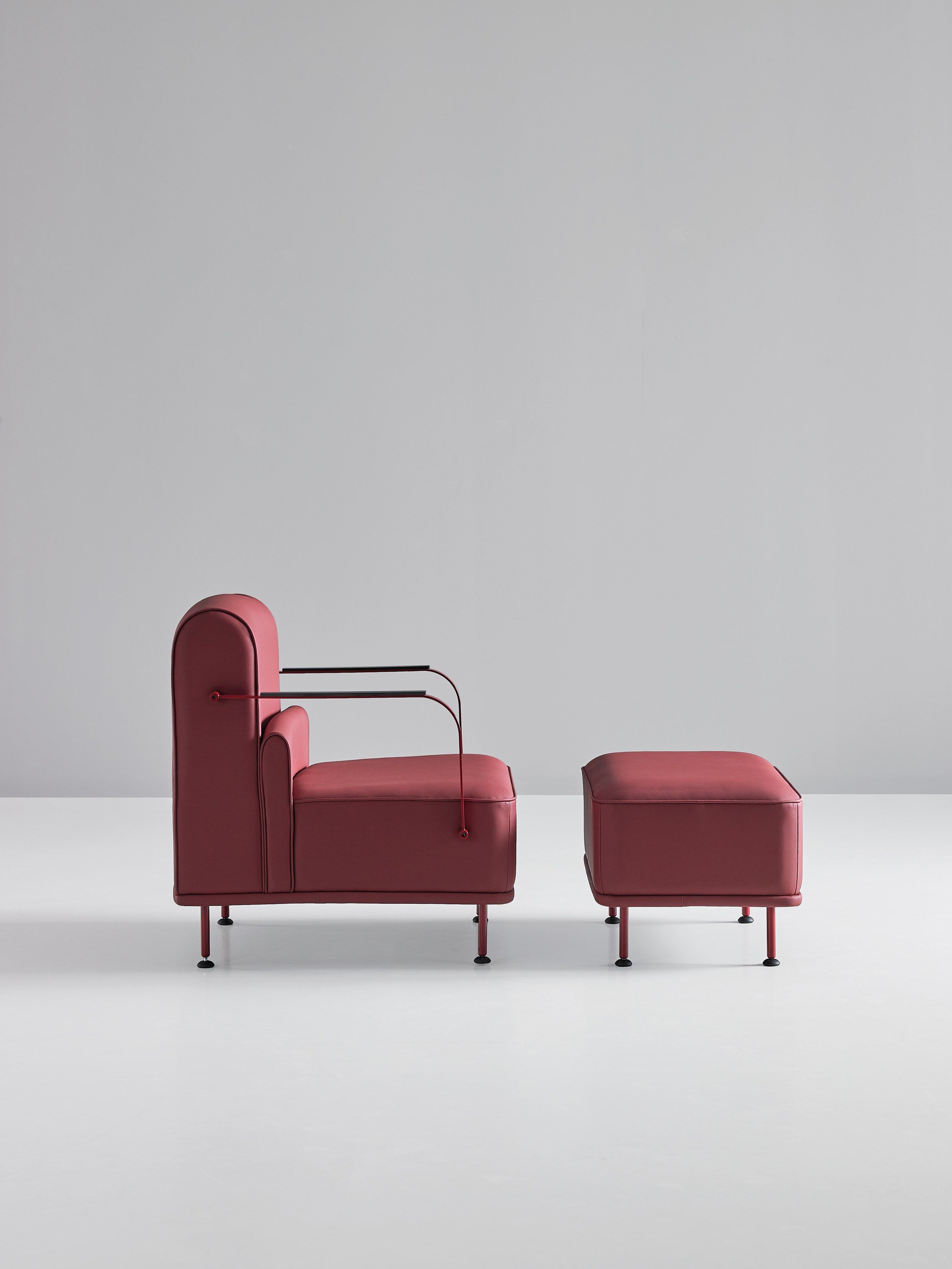 Тканевое кресло с подлокотниками Mobboli Alpe ARCH-00105279 - Вид №1