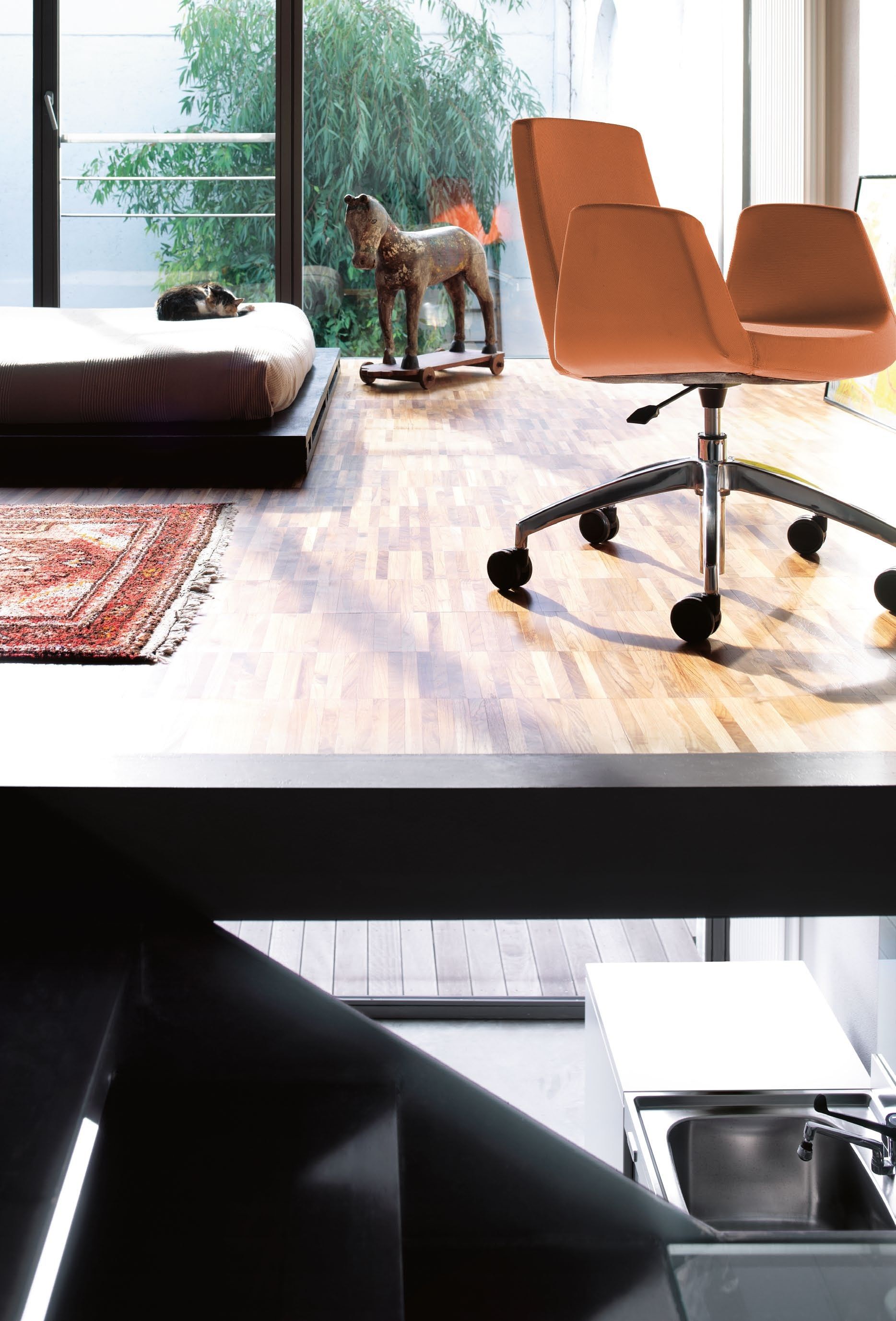 Поворотный стул с подлокотниками Ares Line ARCH-00146301