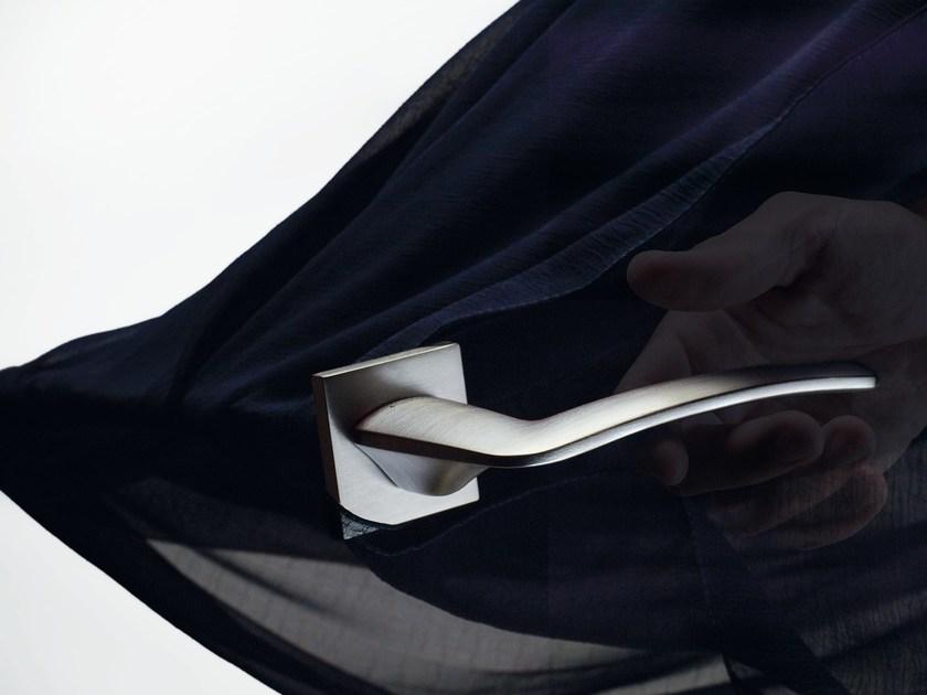 LINEA CALI' Ручка из хромированной латуни на розетке с замком Ala sun-id-1349349 - Вид №1