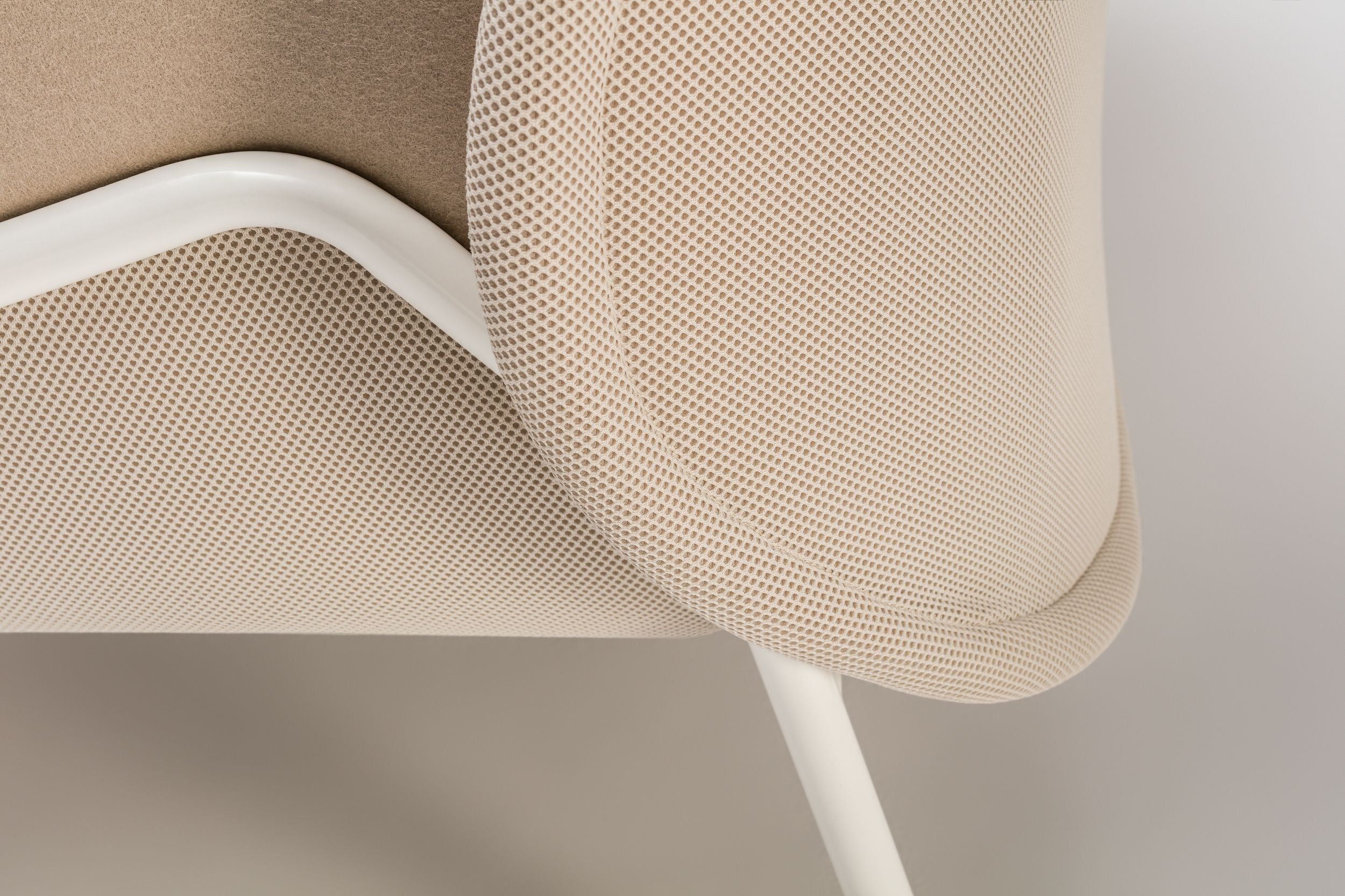 Тканевое кресло с подлокотниками MDD сетка ARCH-00110561 - Вид №3